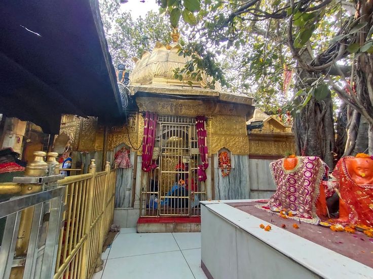 Front View of Chintpurni Mata Mandir.